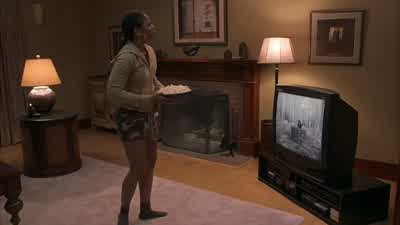 Oh come onCindy the news is onAnother little white girl done fell down a well50 black people get their ass beat by police todaybut the whole world got to stopfor one little whitey down a holeCindyThe TV's leakingCindyCindy something's wrong hereCindy this - Scary Movie 3