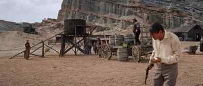 - I warned you, you dirty little...
- All right! - The Big Country