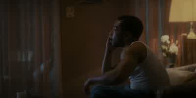 - -I was just gonna -text you back. - The Chi