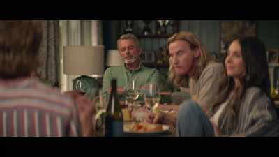 - I wasn't so crazy about it. - Apples Never Fall