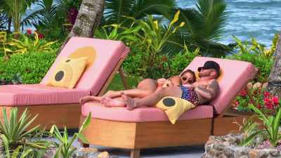 >> I WASN'T LIKE THIS WAS
KELSEY, THOUGH. - Love Island