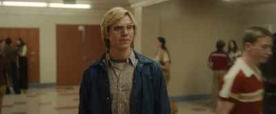 ♪ I wasn't right, now that's all behind ♪ - Dahmer – Monster: The Jeffrey Dahmer Story
