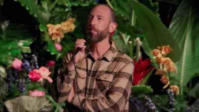 I was watching a video, - Ari Shaffir: America's Sweetheart