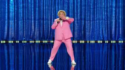 I wave her down, - Fortune Feimster: Crushing It