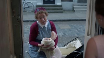 I went back, but she'd gone. - Call the Midwife