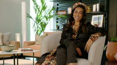 I went bankrupt twice.
[laughing] - The Real Housewives of Dubai