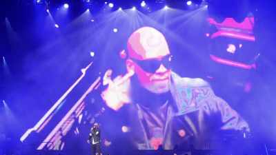 I went to his tour
in Houston, Texas, - Surviving R. Kelly
