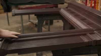 I went with mahogany
because it's gonna be - A Christmas Open House