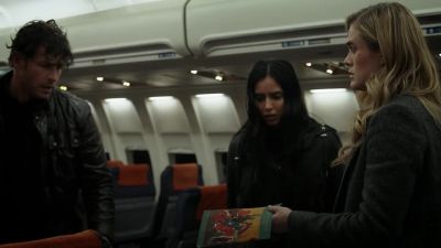 We're connected. - Manifest