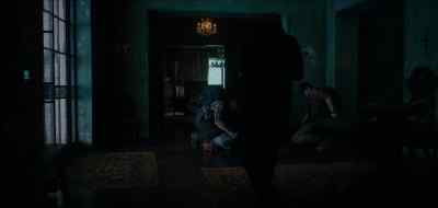 What's going on in there? - Triple Frontier