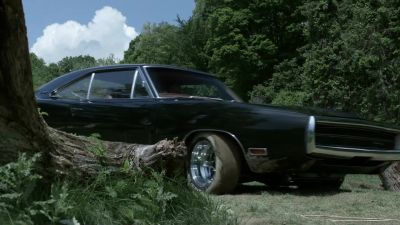 - Where would you start?
- The foothills. The Boedickers. - Banshee