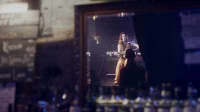 ♪ I will be shatterproof ♪ - Walk With Me