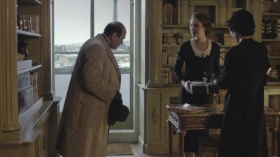 I will be with you in one moment,
monsieur. - Agatha Christie's Poirot