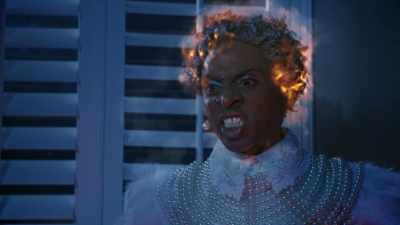 I will burn your ass and
serve it up as a hot meal - A Christmas Karen