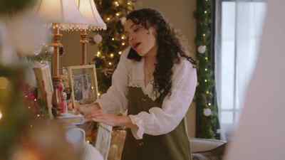 I will figure it out,
okay? Promise. - Unwrapping Christmas: Mia's Prince