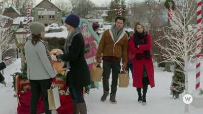 "I will honour
Christmas in my heart, - My Grown-Up Christmas List