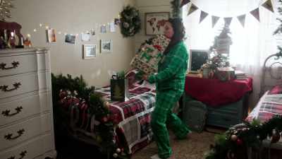 I will keep exploring - A Christmas of Wonders