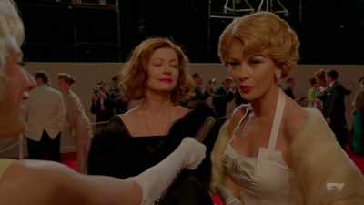 I will present that award,
but I traveled here - FEUD