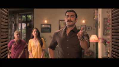 I will sleep on the staircase. - Simmba