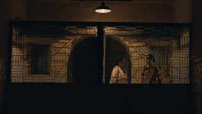 I will wait outside - Posham Pa