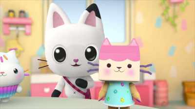 I wish we could get them to slide
right into my Pandy Pack. - Gabby's Dollhouse