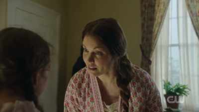- I wish Daddy was here.
- OLIVIA: [sighs] - The Waltons' Homecoming