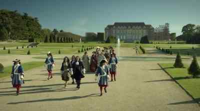 I wish you luck,
gentlemen. - Versailles