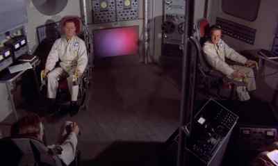I wonder if they'll
have a welcome celebration. - Journey to the Seventh Planet