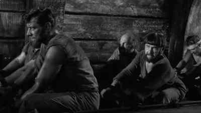 I wonder what that drummer boy
would take to change his tune? - The Three Stooges Meet Hercules