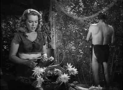 I wonder why he doesn't come - Tarzan and the Mermaids