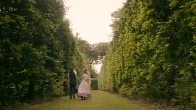 I wondered if you could explain to
me how the coppicing is managed. - Victoria