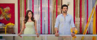 I was wondering what
to do with your room - Sonu Ke Titu Ki Sweety