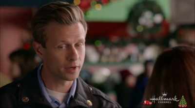 I was wondering if you'd mind if I asked - Christmas in Love