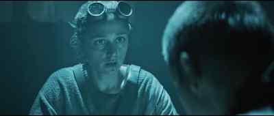 I won't hurt you. - The Last Boy on Earth