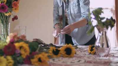  I work as a floral designer,
 but I also hold yoga classes. - Phrogging: Hider in My House
