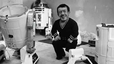 I worked with Kenny baker on star wars, - In Search of Tomorrow