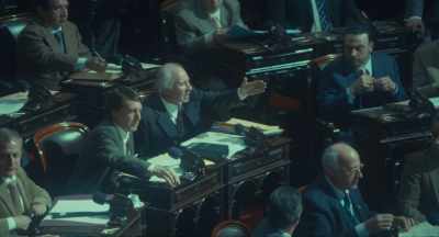 I would ask you to postpone
the Minister's speech, - The Rescue: The Weight of the World