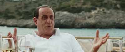 I would, if I only had here
my phone. - Loro 1