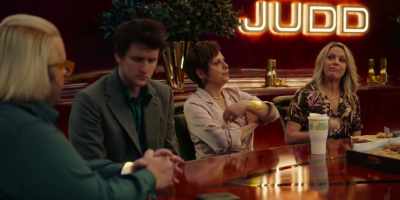 I would like a new cabin
away from my broken prophylactic - Avenue 5