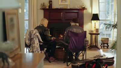 - I would like to find somebody,
somebody that can make me laugh. - Love in Fairhope