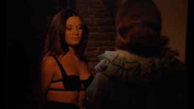 I would like to talk to this girl. - 99 Women