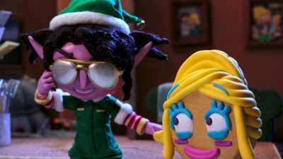 "I would love to devour
your hot bod, Mrs. Smalls." - Santa Inc.