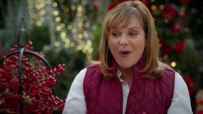 I would need to check in
with you virtually every month, - Meet Me Under the Mistletoe