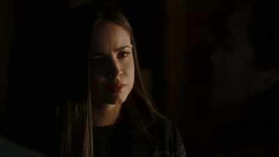 ♪ I would not lend a hand ♪ - Pretty Little Liars: The Perfectionists