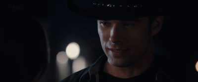 I would really, really
like to kiss you right now. - Roped