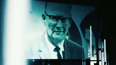 I would say that
the problem-solving style - James Cameron's Story of Science Fiction