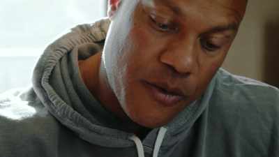 I would then go from here,
take a pen, - Breaking Olympia: The Phil Heath Story