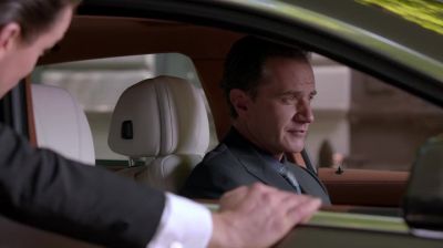 I wouldn't peg you
for a fed in this car. - White Collar