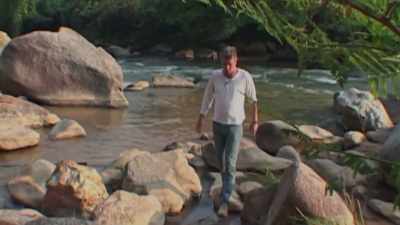 "I wrote the book
and yet continued filming. - Roadrunner: A Film About Anthony Bourdain