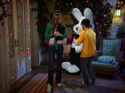 ♪ Yeah, yeah ♪♪ - Hannah Montana
